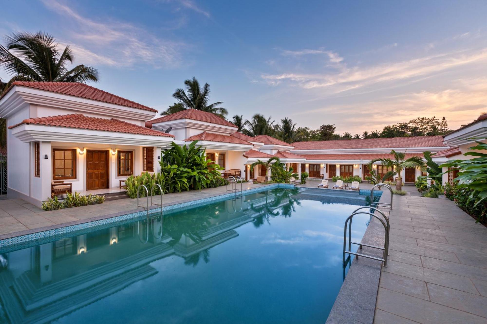 Leoney Resort Goa Vagator Exterior photo