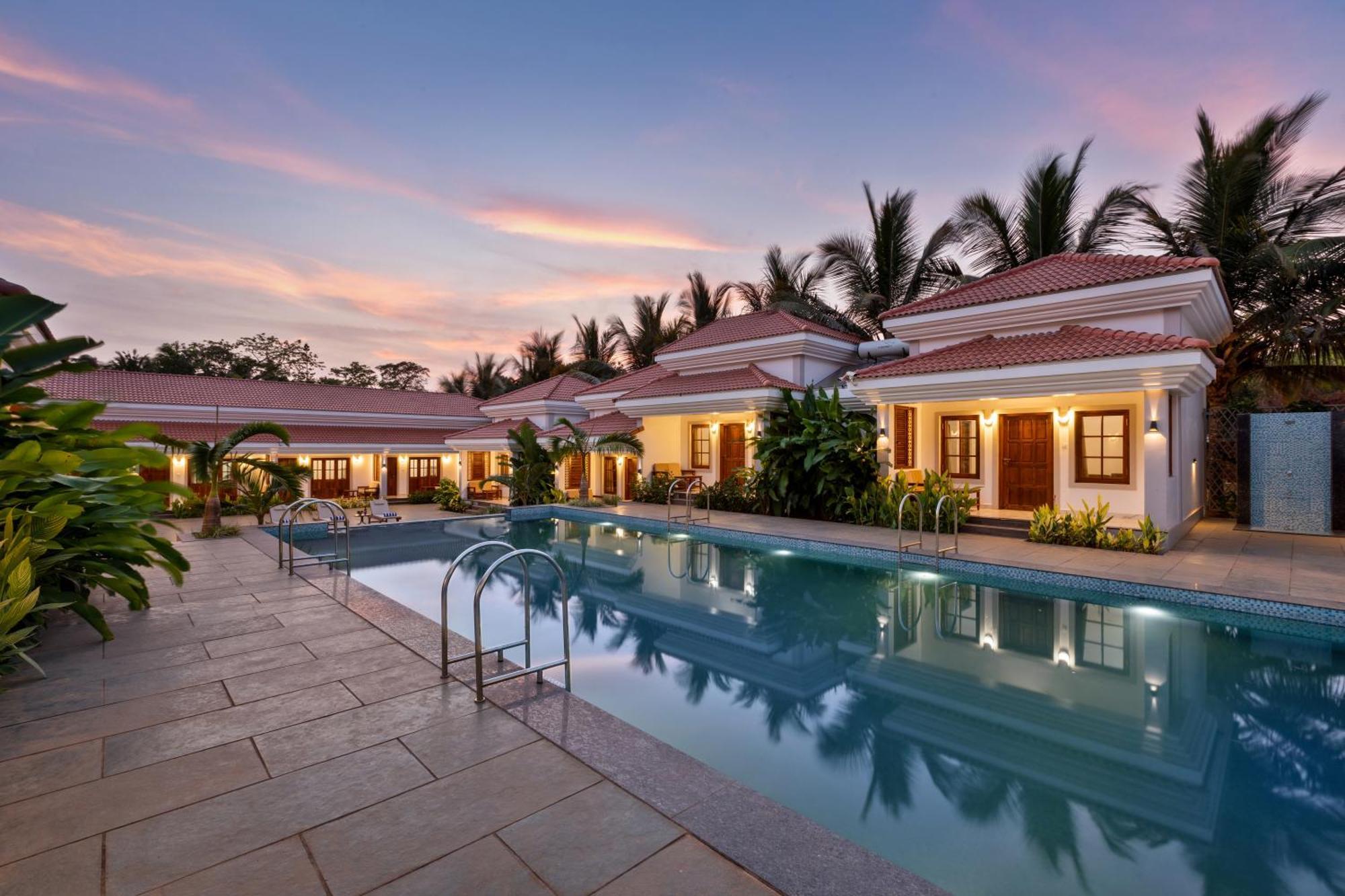 Leoney Resort Goa Vagator Exterior photo