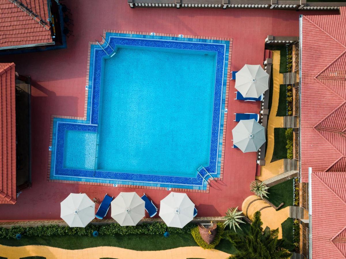 Leoney Resort Goa Vagator Exterior photo