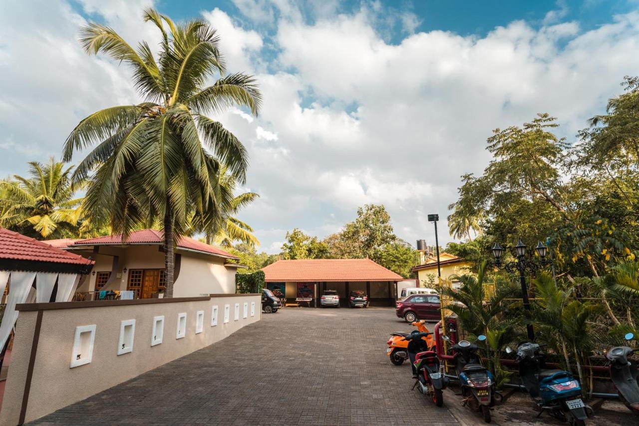Leoney Resort Goa Vagator Exterior photo